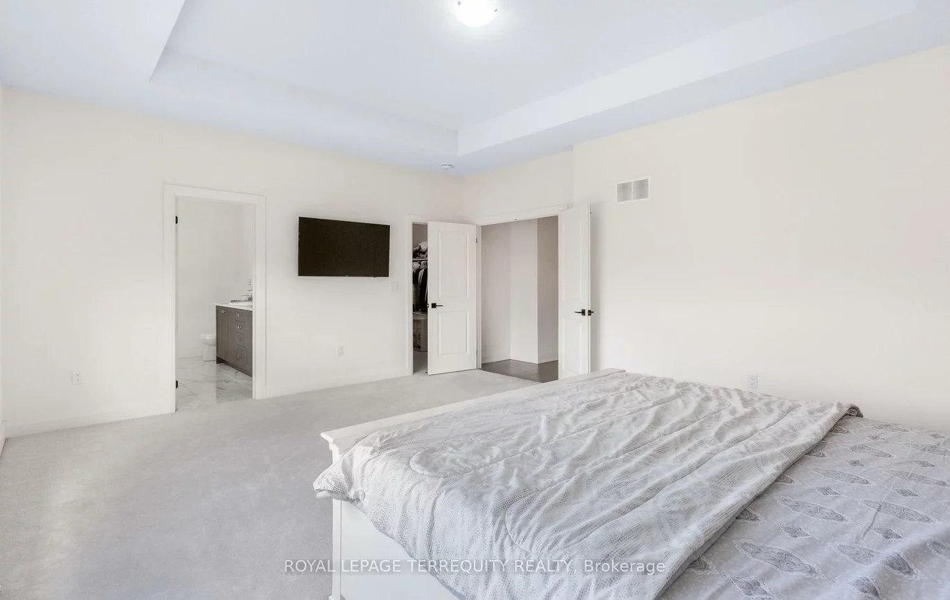 242, Factor, Kleinburg, Vaughan
