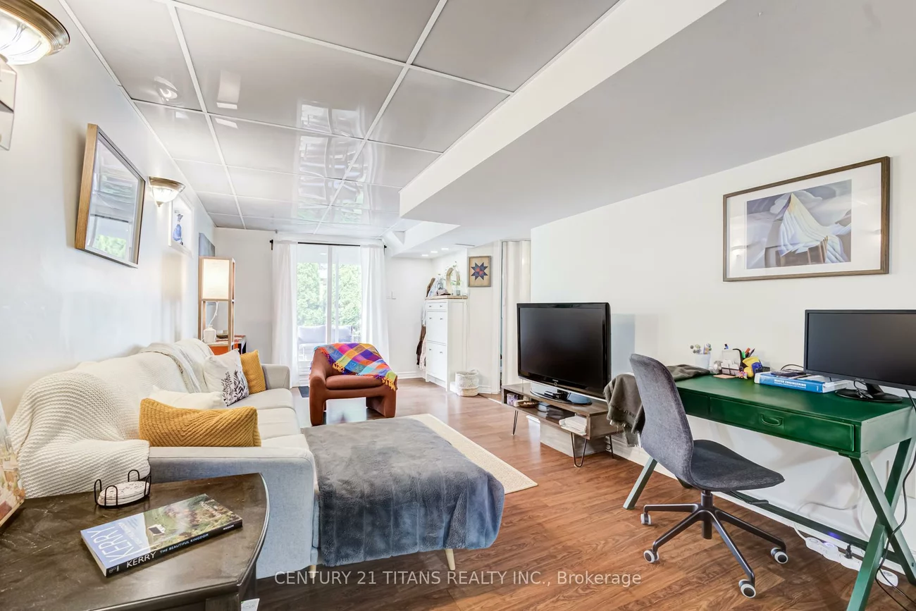 6, Blossom, West Woodbridge, Vaughan