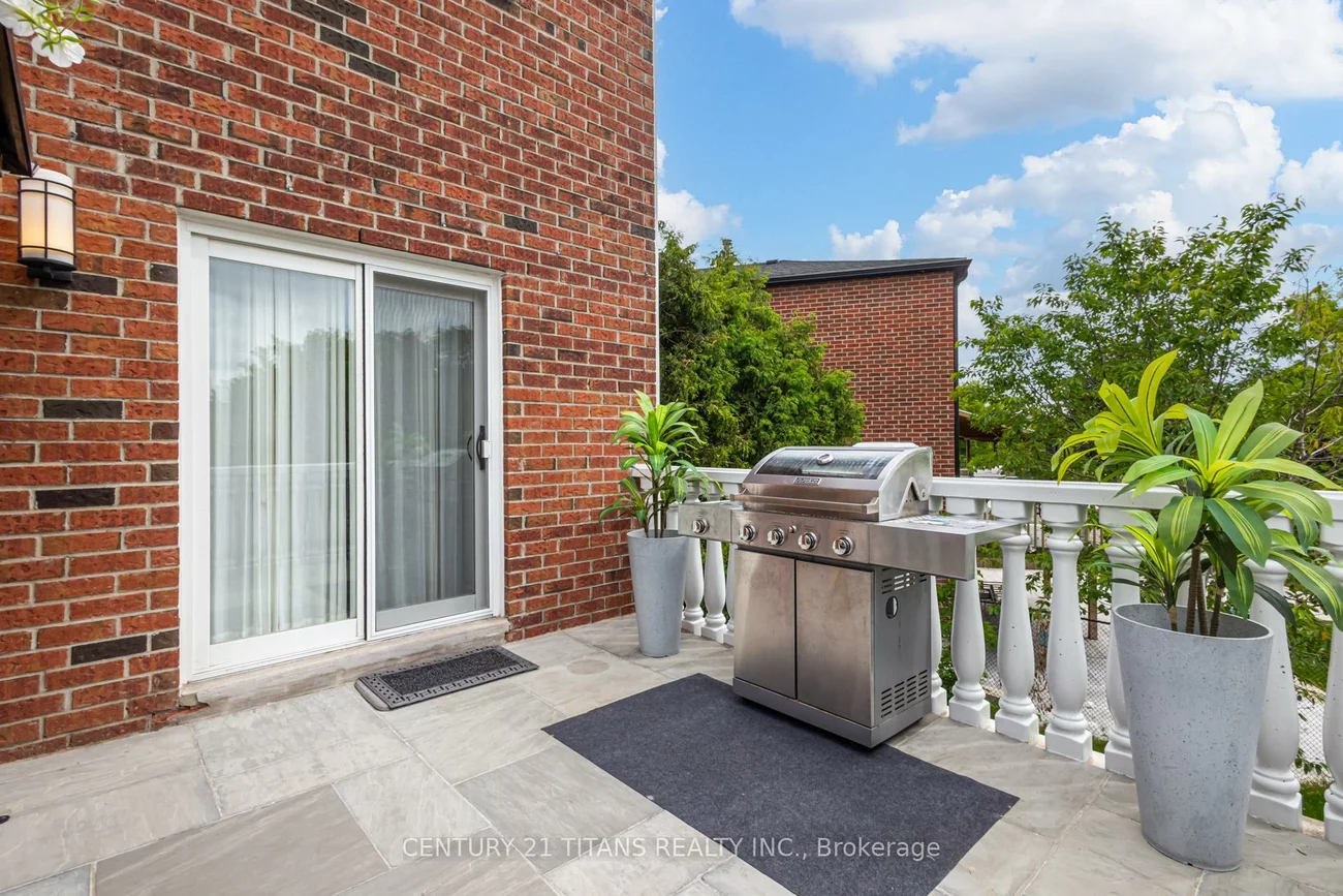 6, Blossom, West Woodbridge, Vaughan