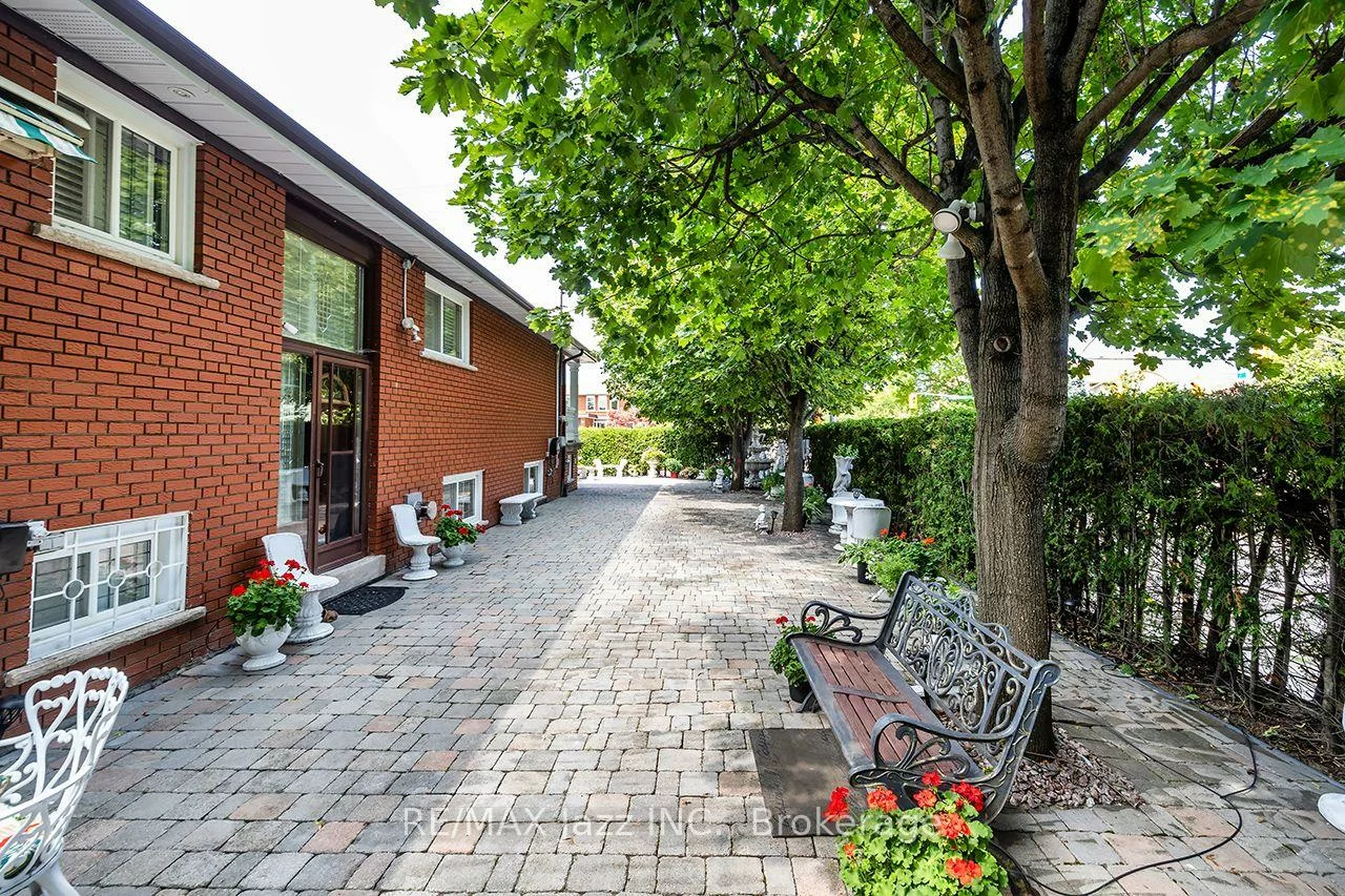 89, Crestwood, Crestwood-Springfarm-Yorkhill, Vaughan