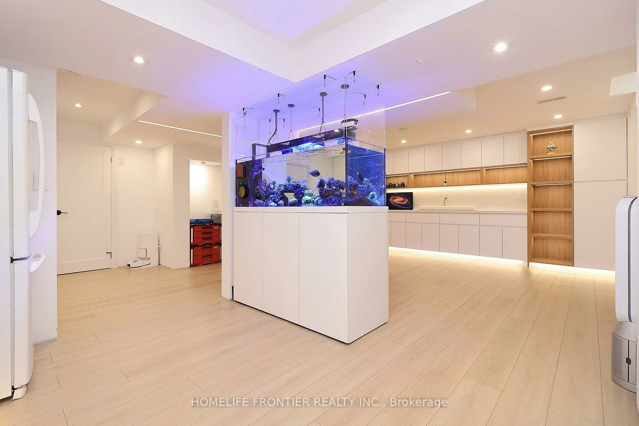 56, Twin Hills, Vellore Village, Vaughan