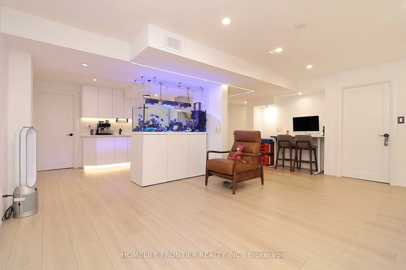 56, Twin Hills, Vellore Village, Vaughan
