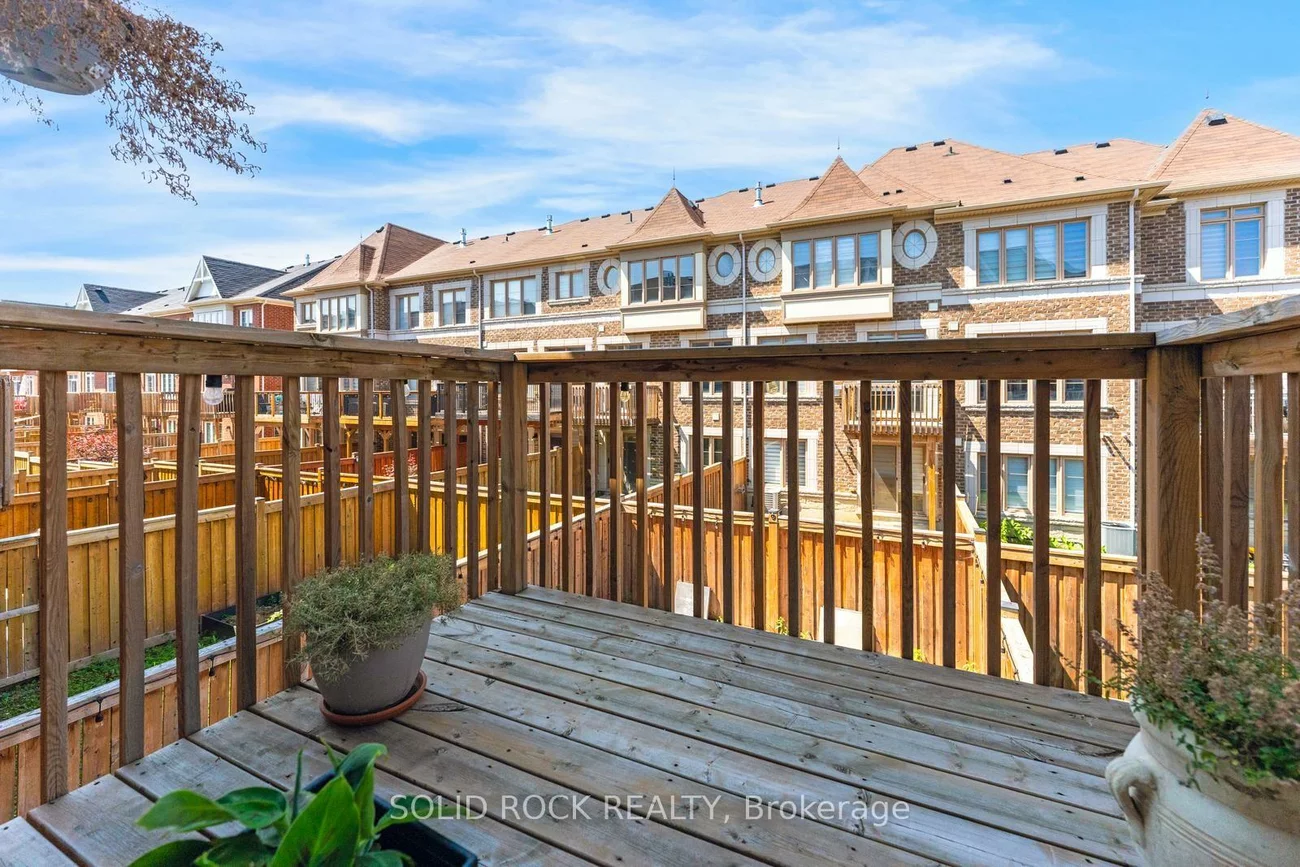 142, Farooq, Vellore Village, Vaughan