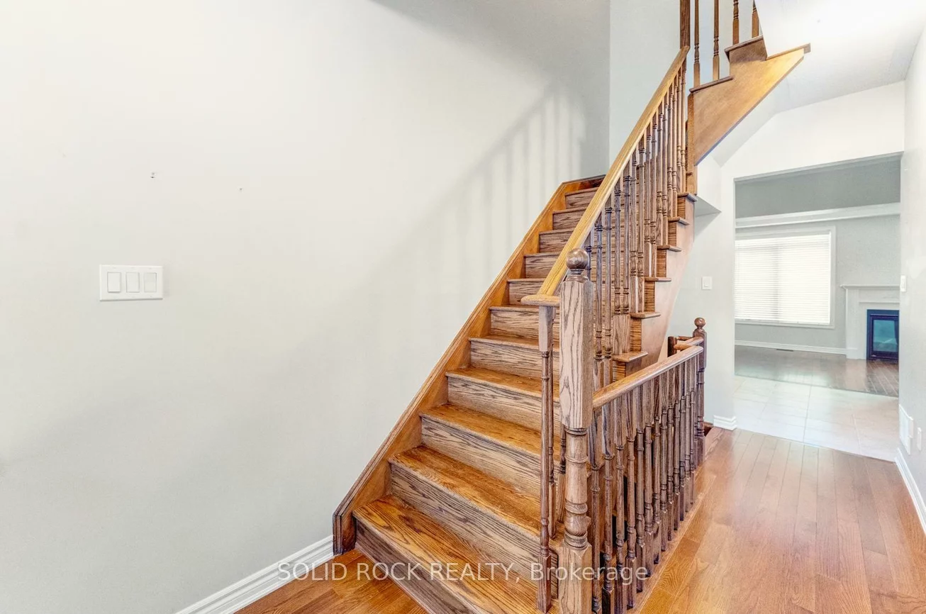 142, Farooq, Vellore Village, Vaughan