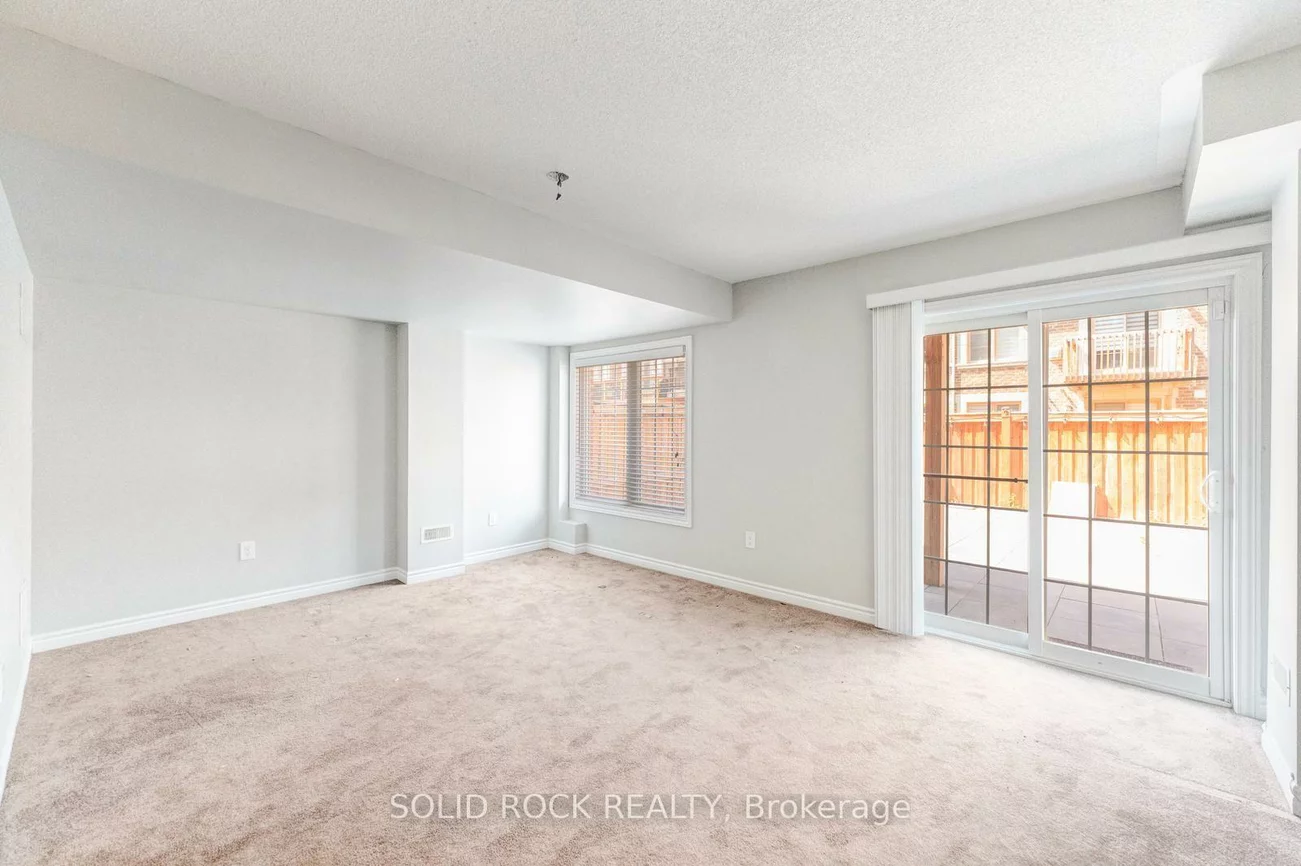 142, Farooq, Vellore Village, Vaughan