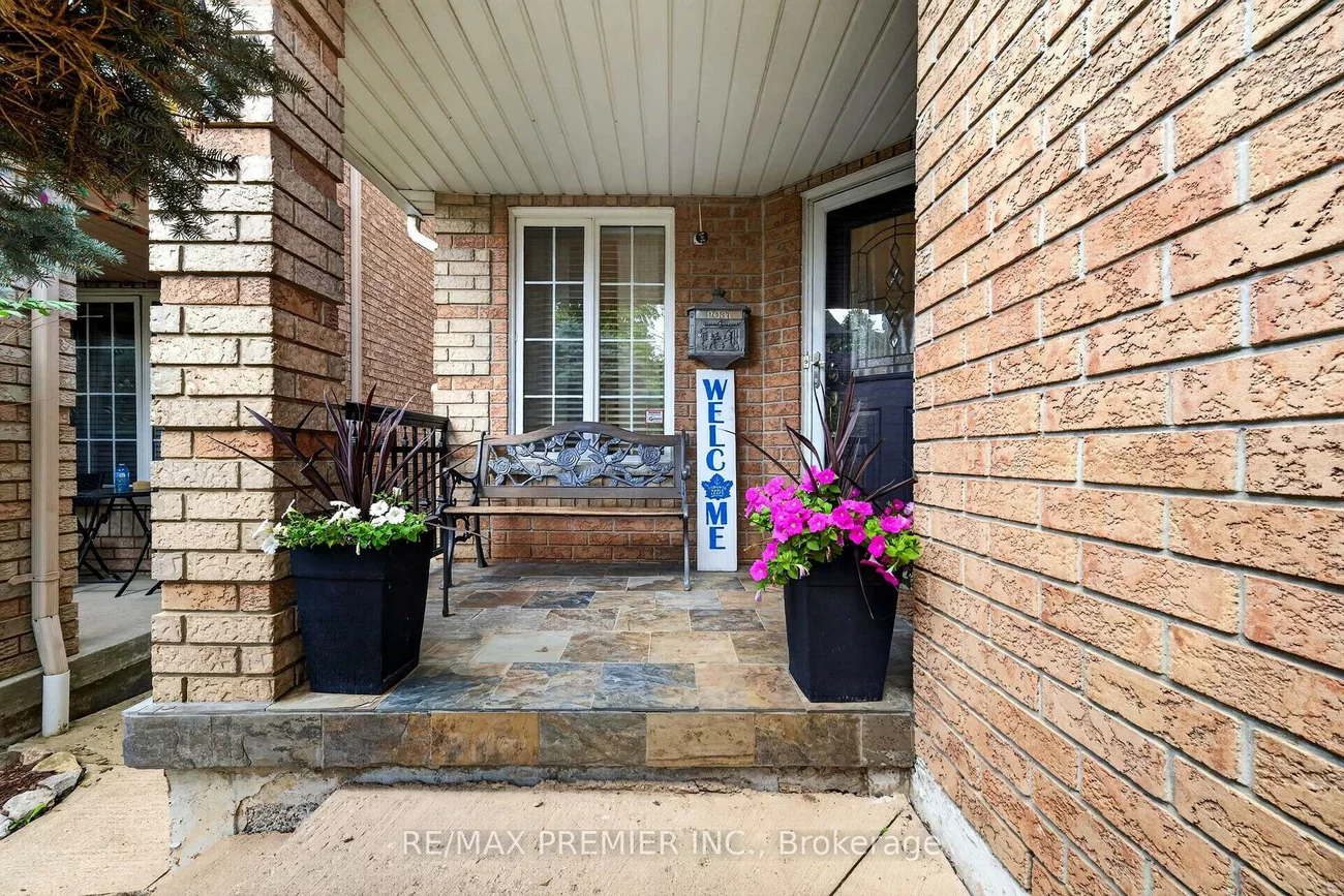 83, Royal Ridge, Maple, Vaughan