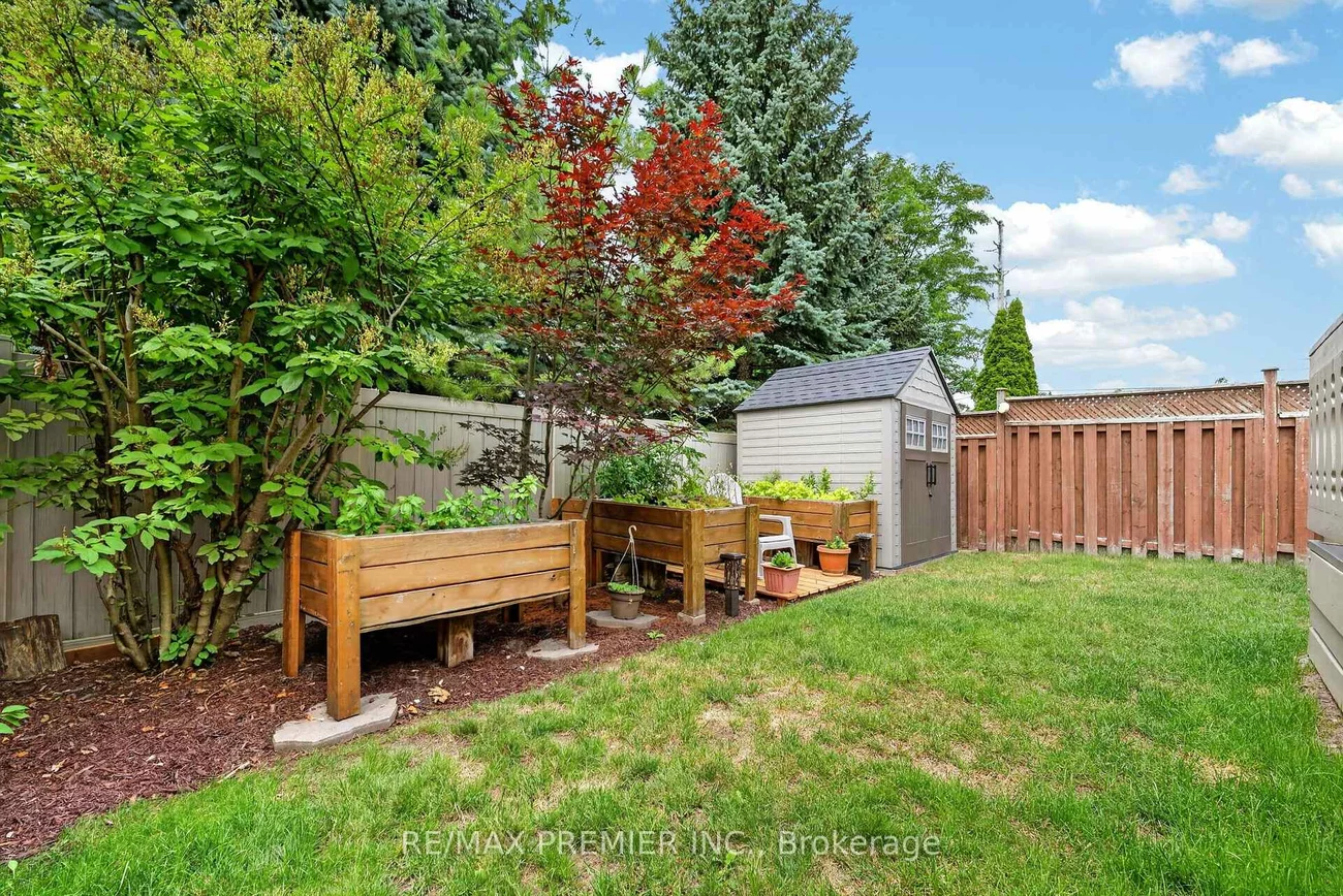 83, Royal Ridge, Maple, Vaughan