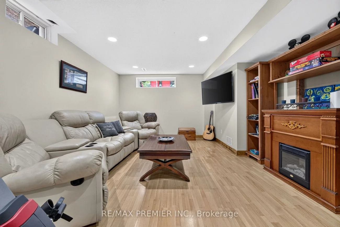83, Royal Ridge, Maple, Vaughan