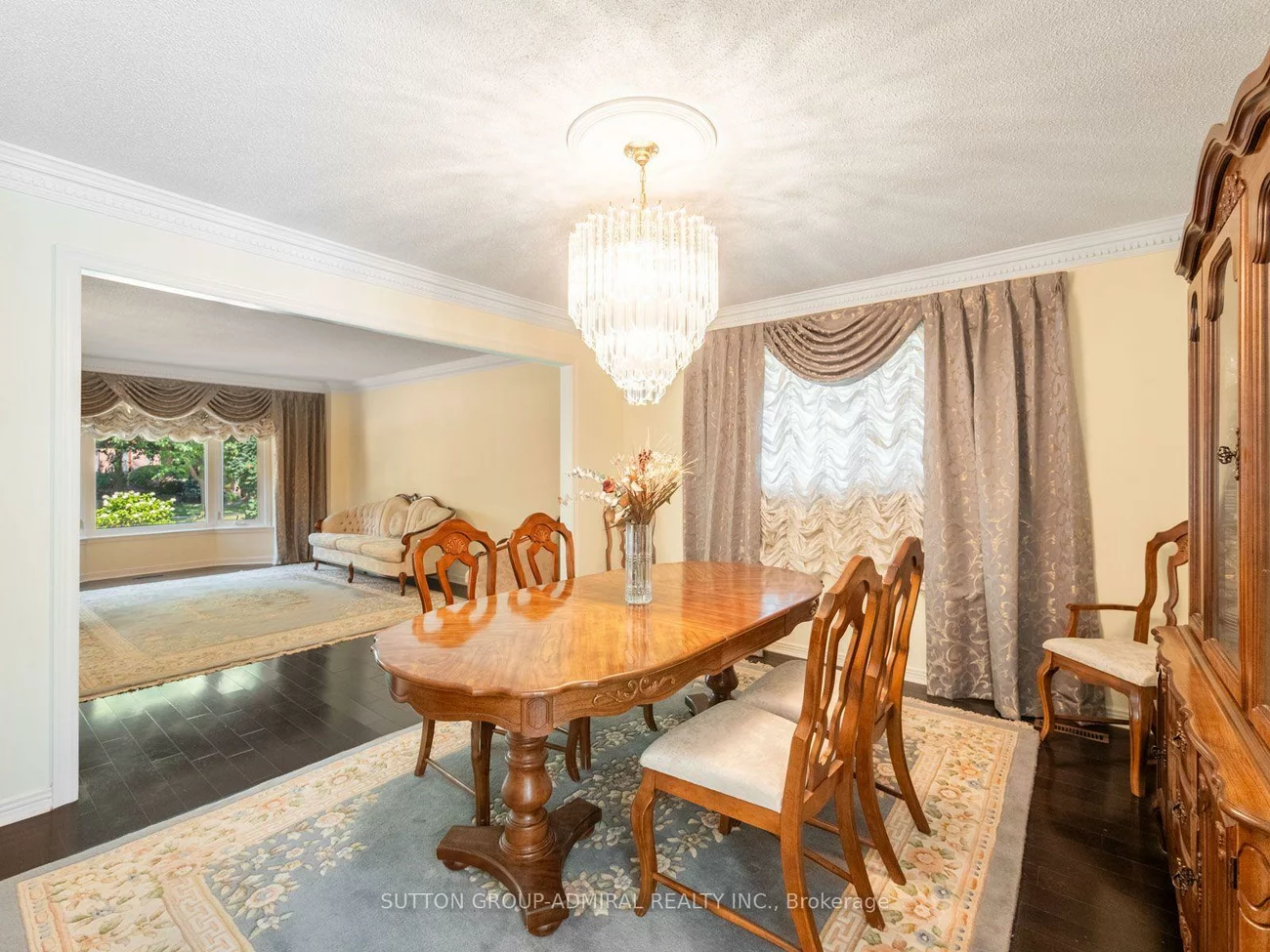 91, Robinwood, Brownridge, Vaughan