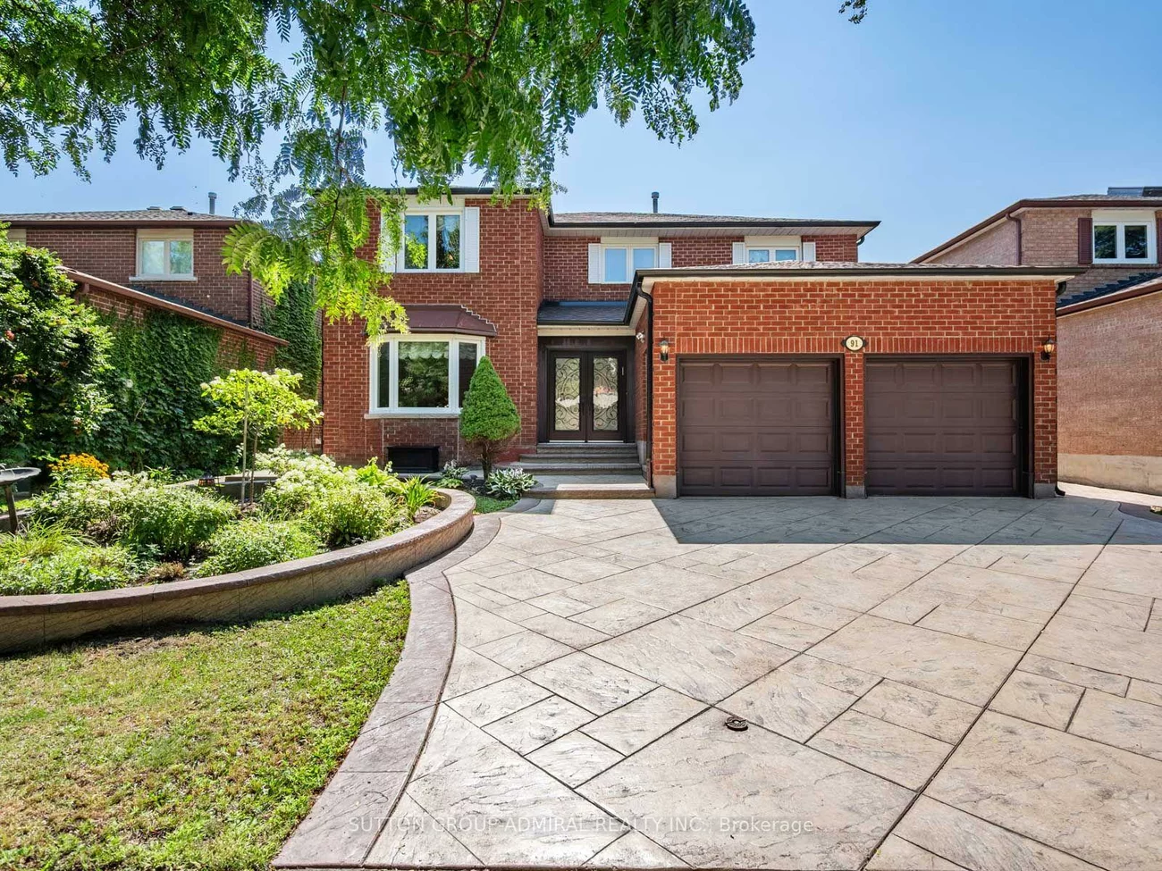 91, Robinwood, Brownridge, Vaughan