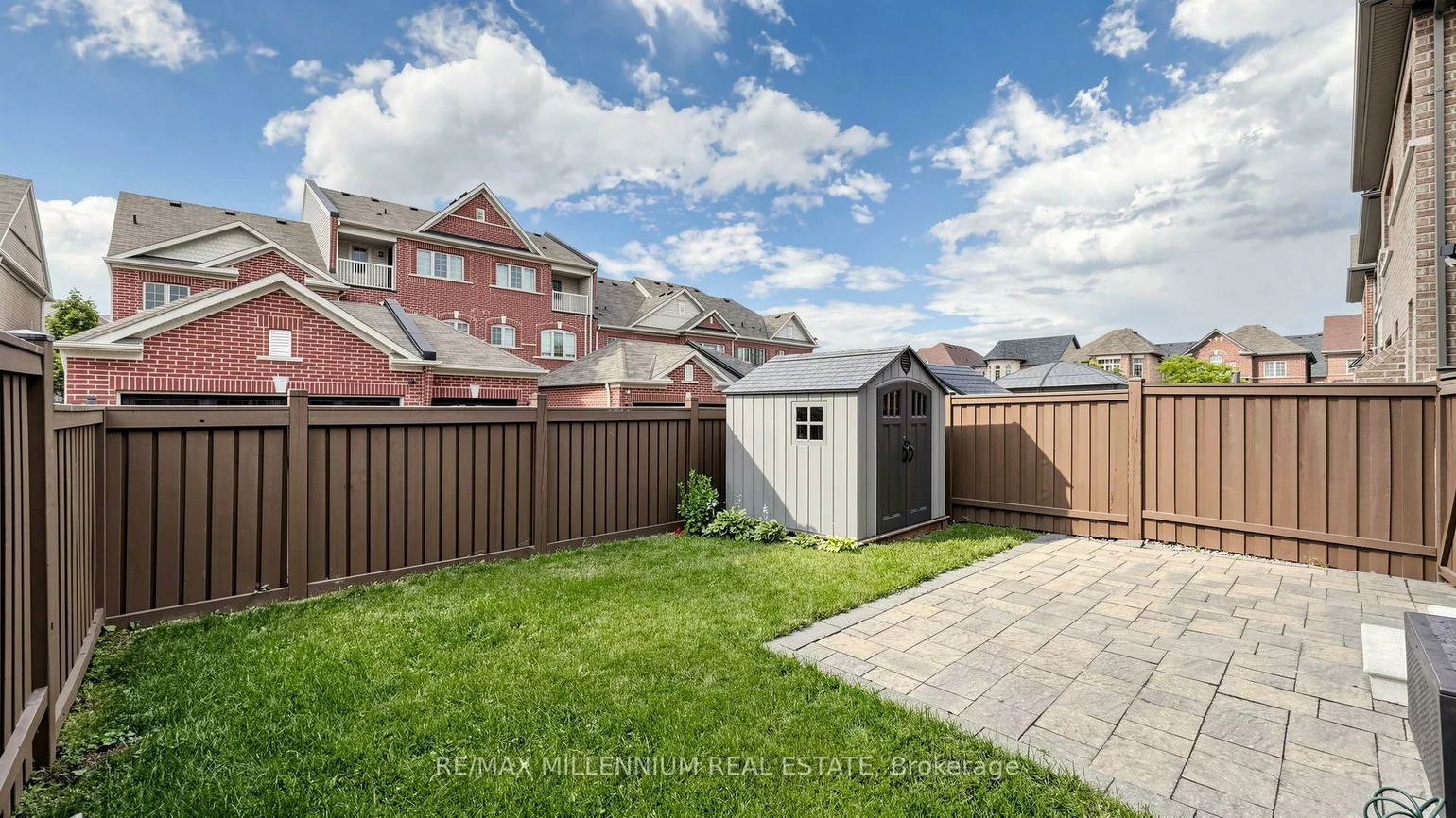 353, Moody, Kleinburg, Vaughan