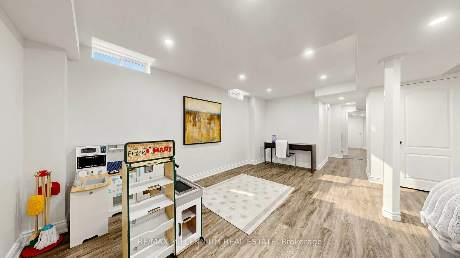 353, Moody, Kleinburg, Vaughan
