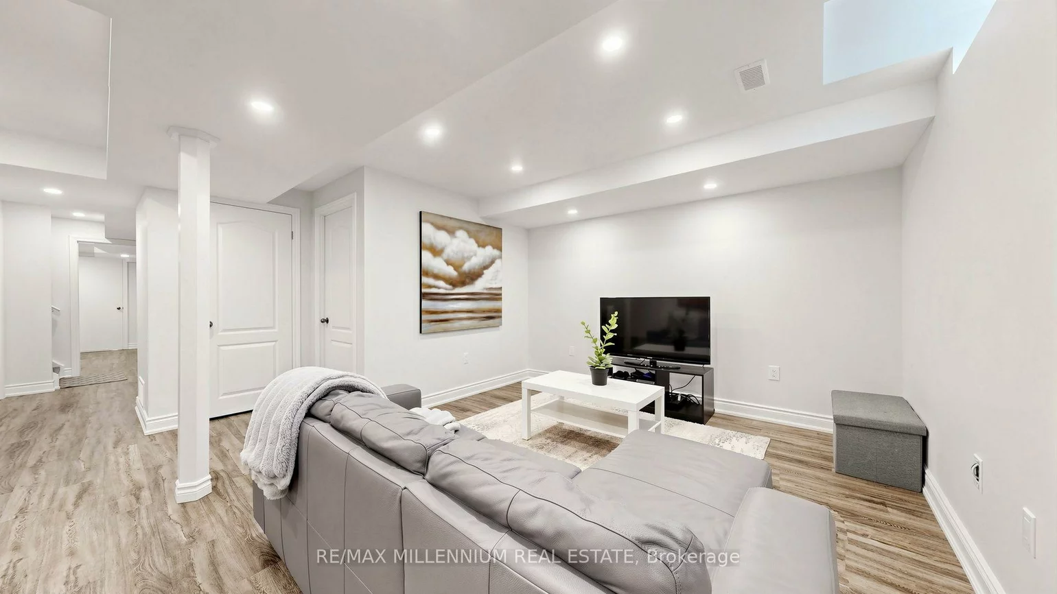 353, Moody, Kleinburg, Vaughan