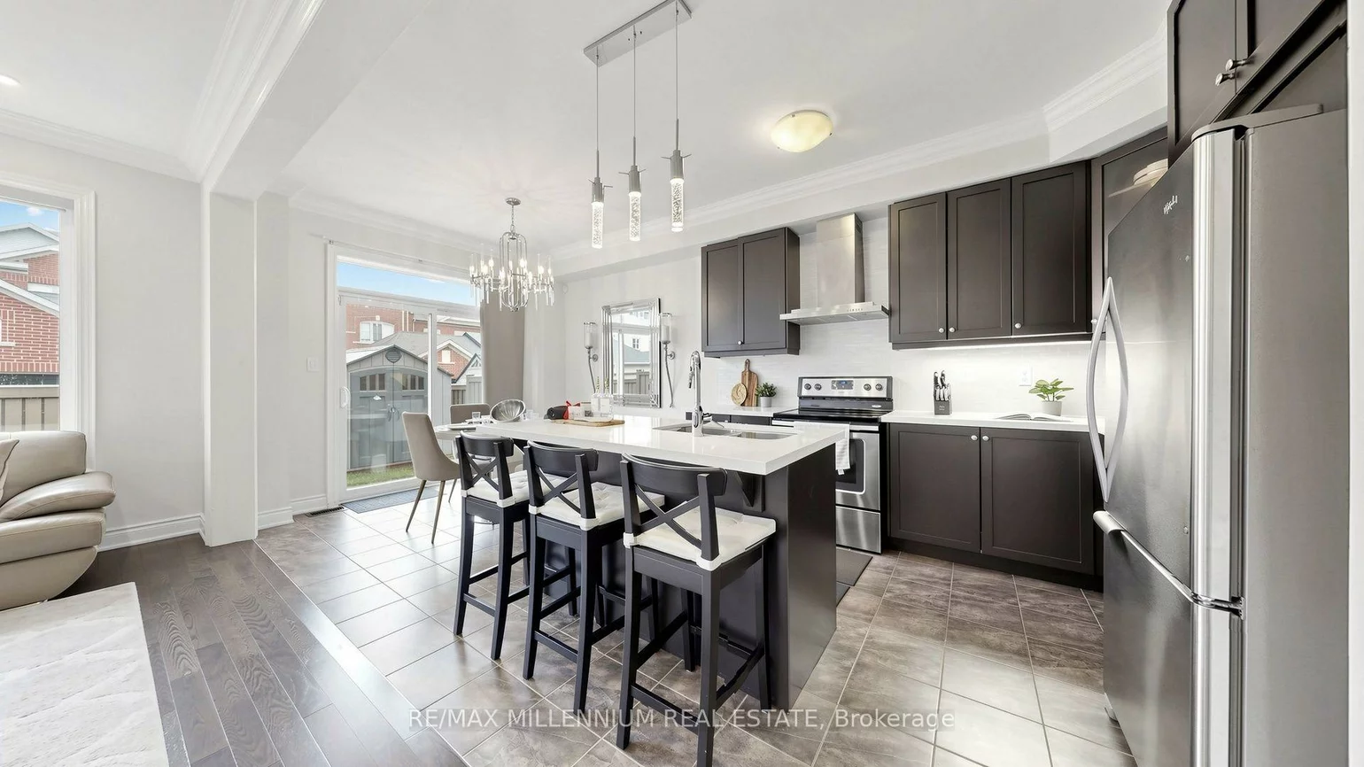 353, Moody, Kleinburg, Vaughan