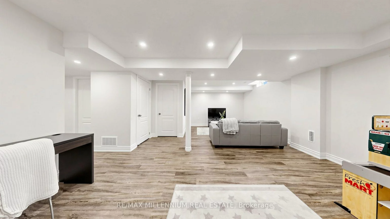 353, Moody, Kleinburg, Vaughan