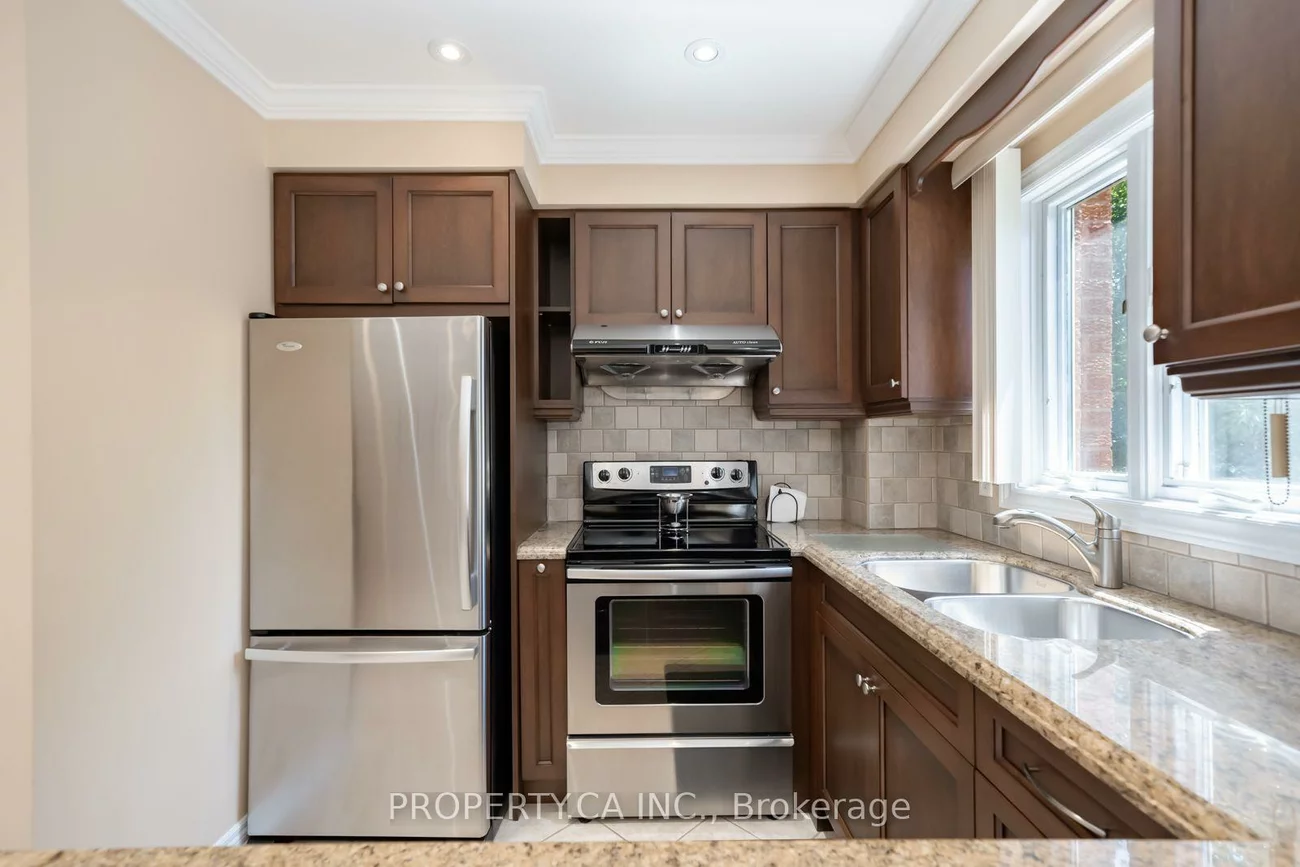 17, Boyne Highlands, Glen Shields, Vaughan