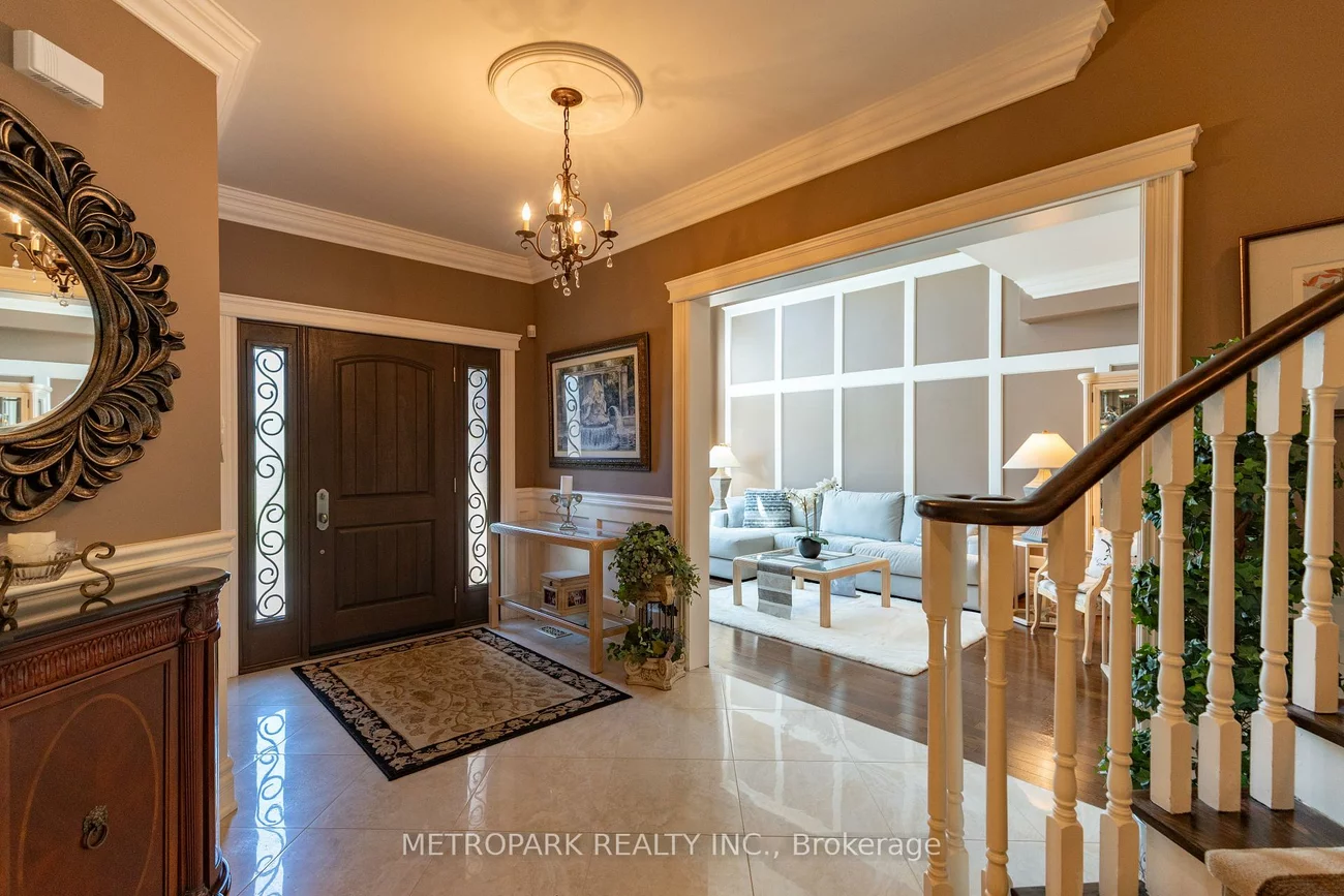 56, Bindertwine, Kleinburg, Vaughan