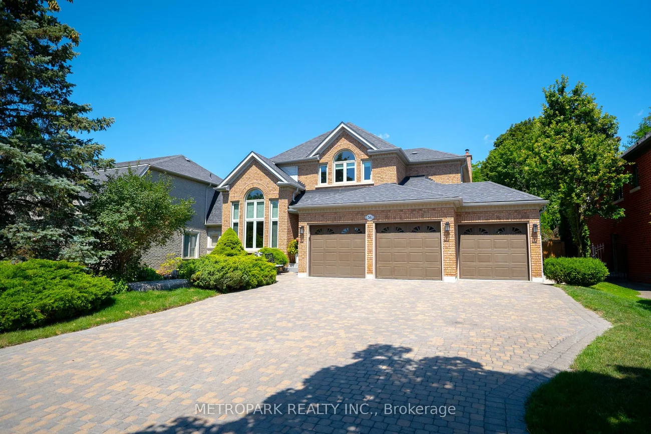 56, Bindertwine, Kleinburg, Vaughan