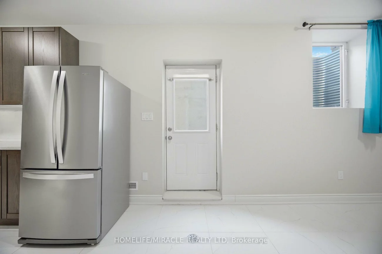 642, Barons, Kleinburg, Vaughan