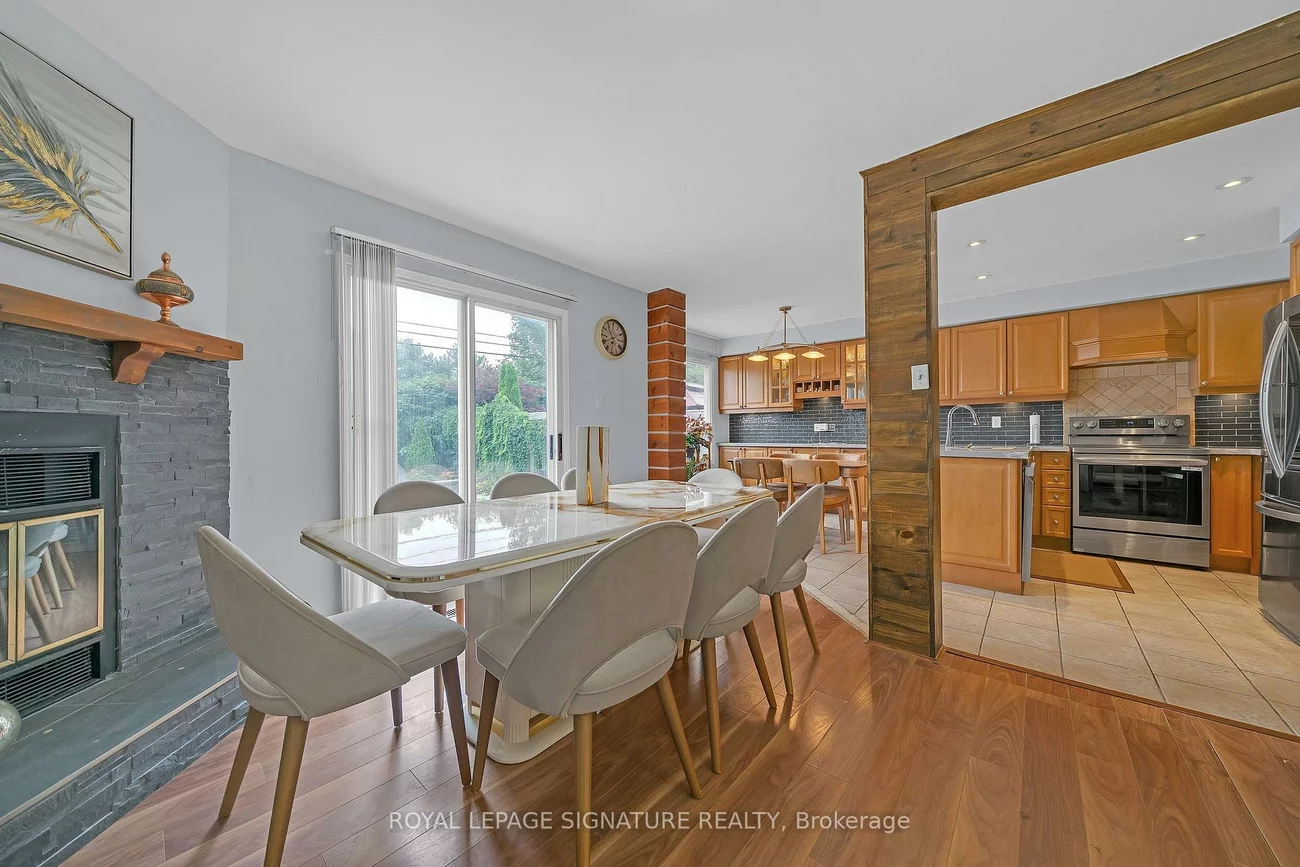 107, Roxborough, Uplands, Vaughan