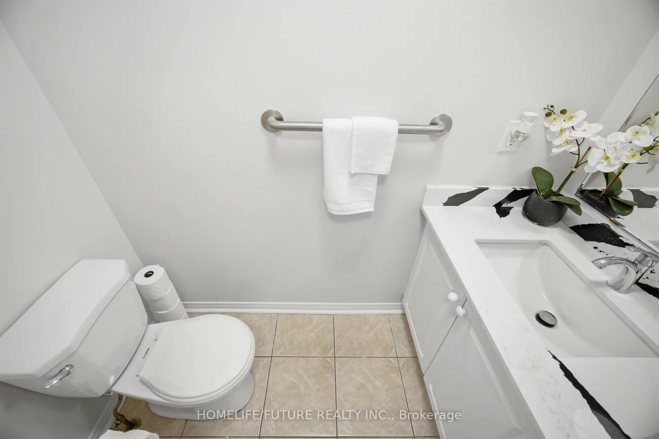 32, Laurelhurst, Vellore Village, Vaughan