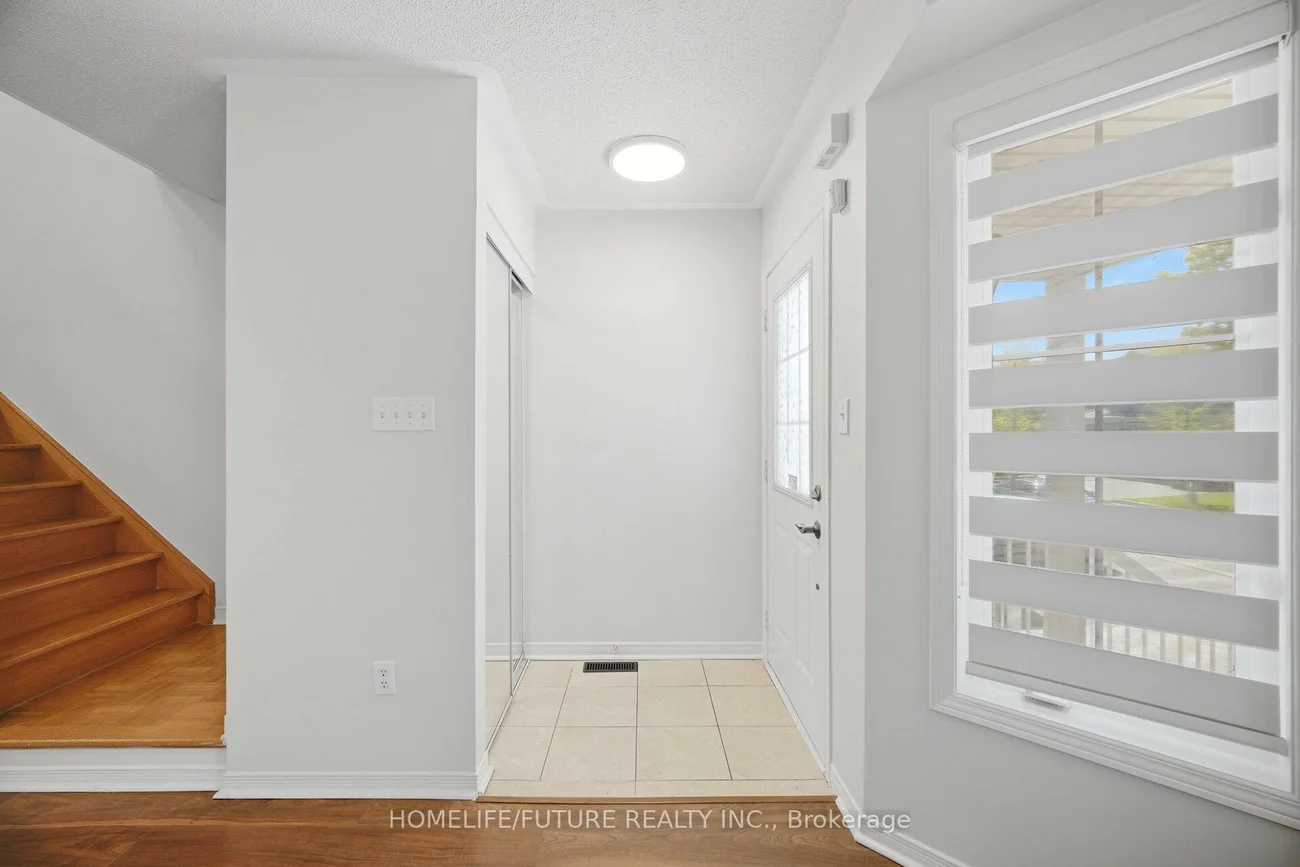 32, Laurelhurst, Vellore Village, Vaughan