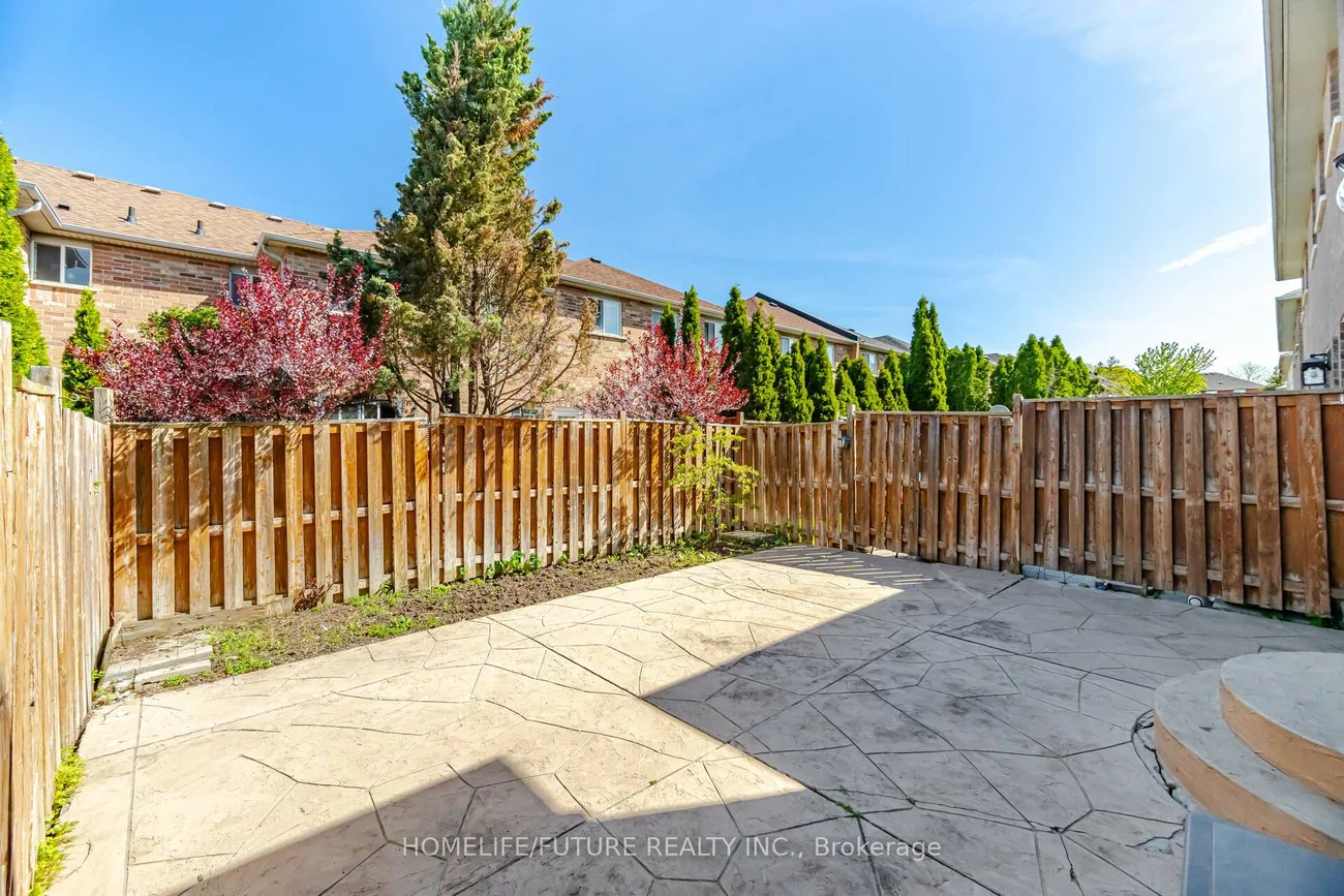 32, Laurelhurst, Vellore Village, Vaughan