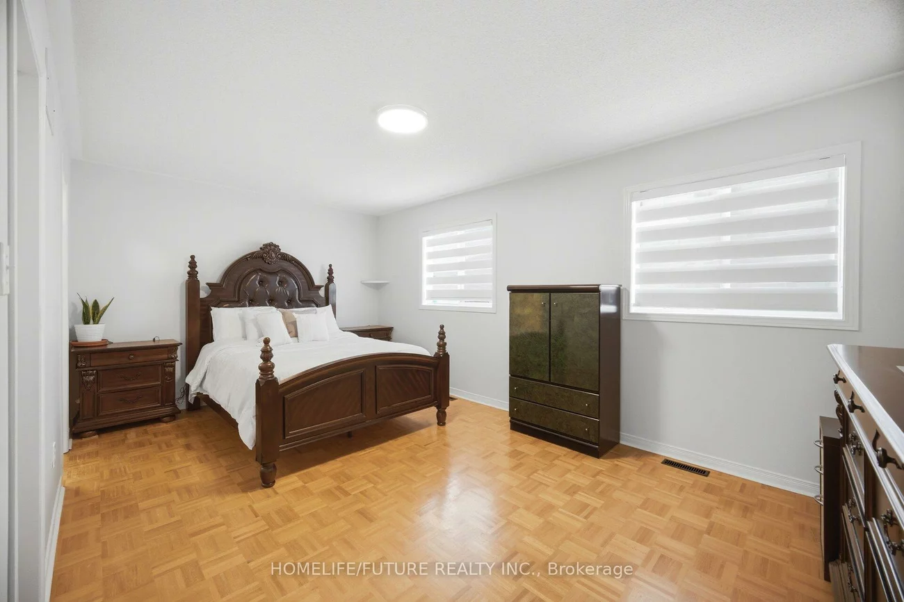 32, Laurelhurst, Vellore Village, Vaughan