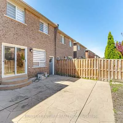 32, Laurelhurst, Vellore Village, Vaughan