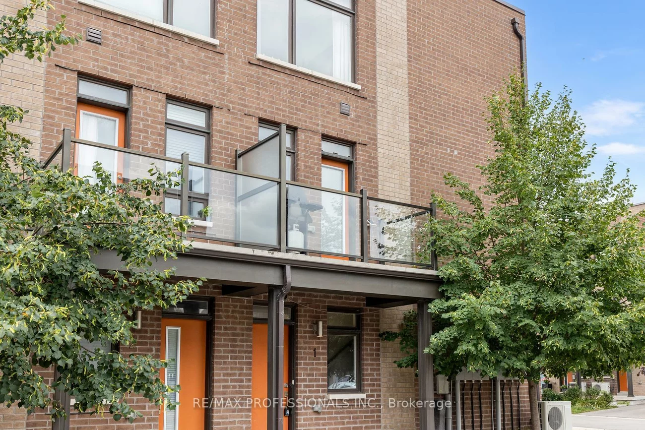 1, Lochlin, Vaughan Grove, Vaughan