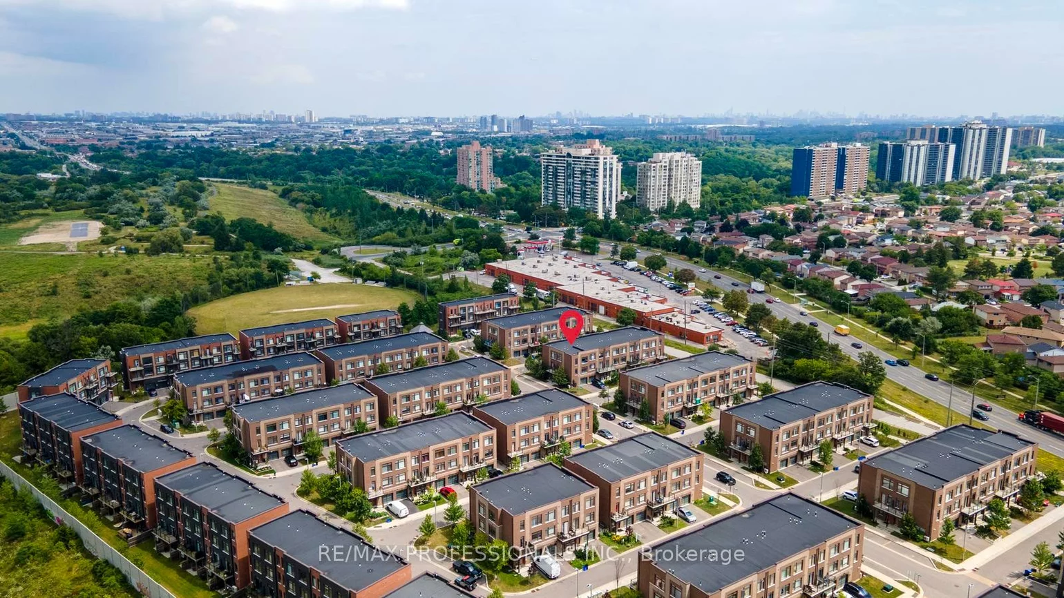 1, Lochlin, Vaughan Grove, Vaughan