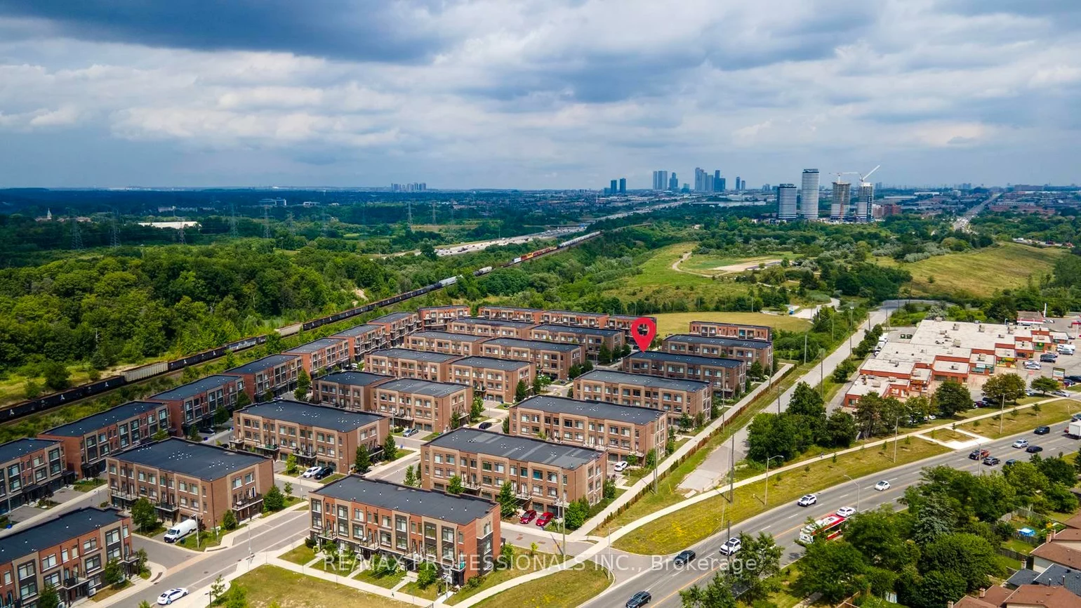 1, Lochlin, Vaughan Grove, Vaughan