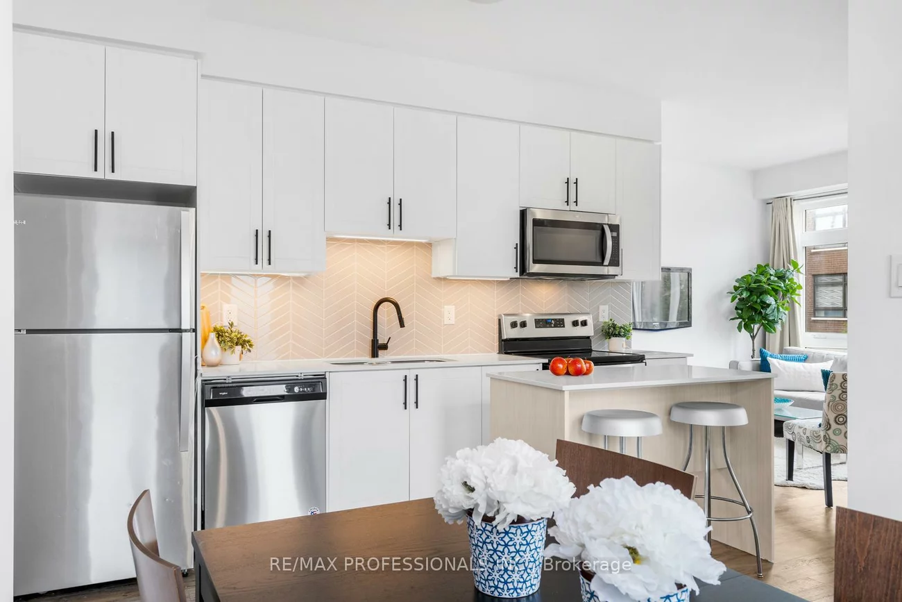 1, Lochlin, Vaughan Grove, Vaughan