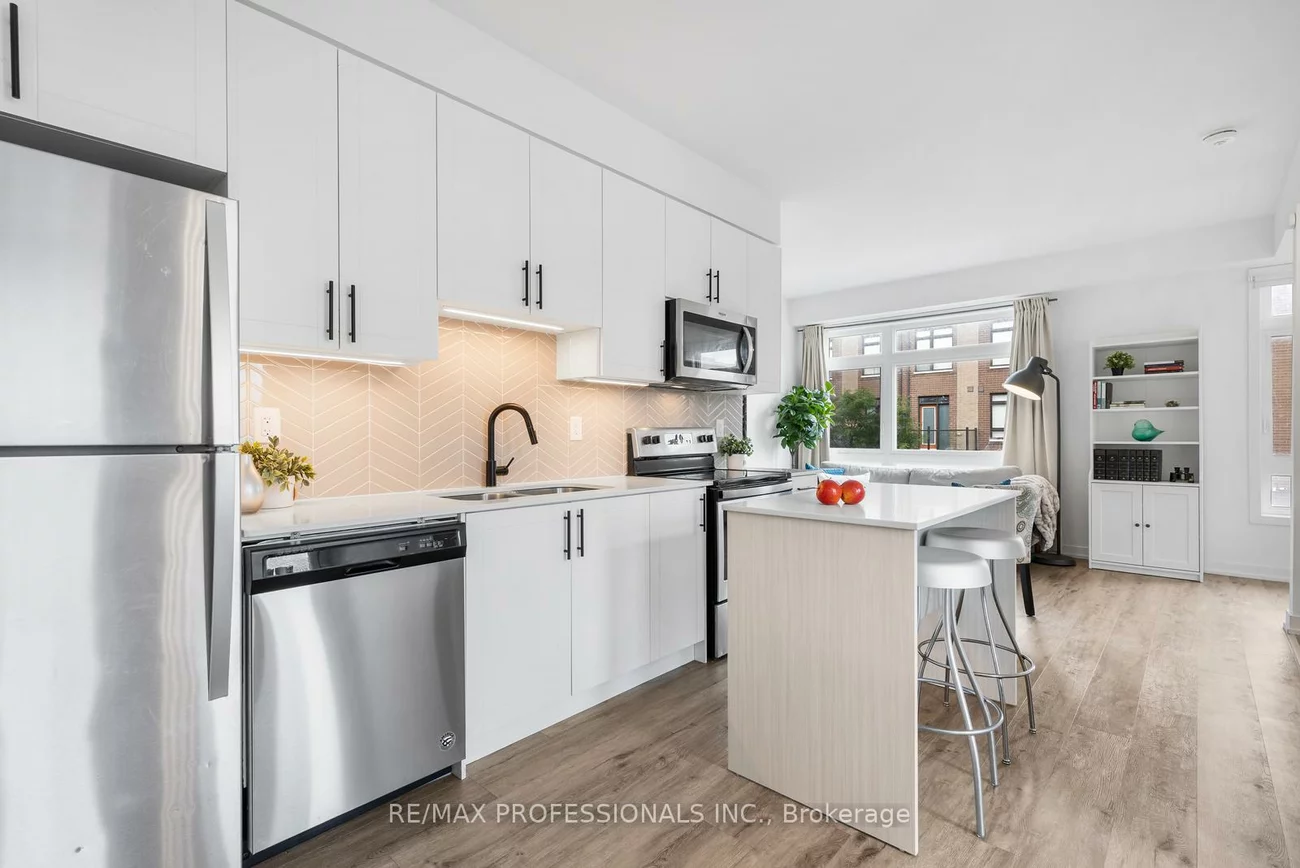 1, Lochlin, Vaughan Grove, Vaughan
