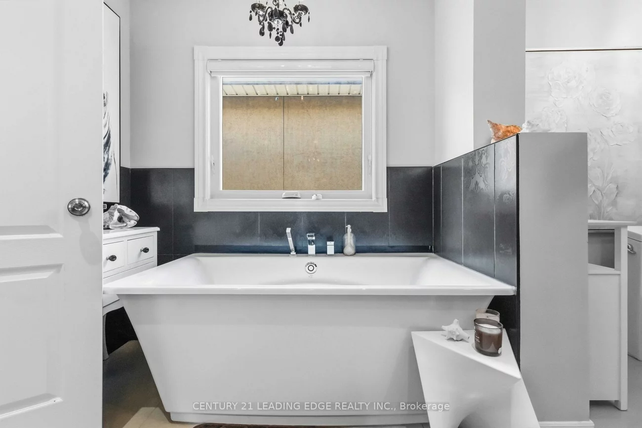 47, Cordoba, Lakeview Estates, Vaughan