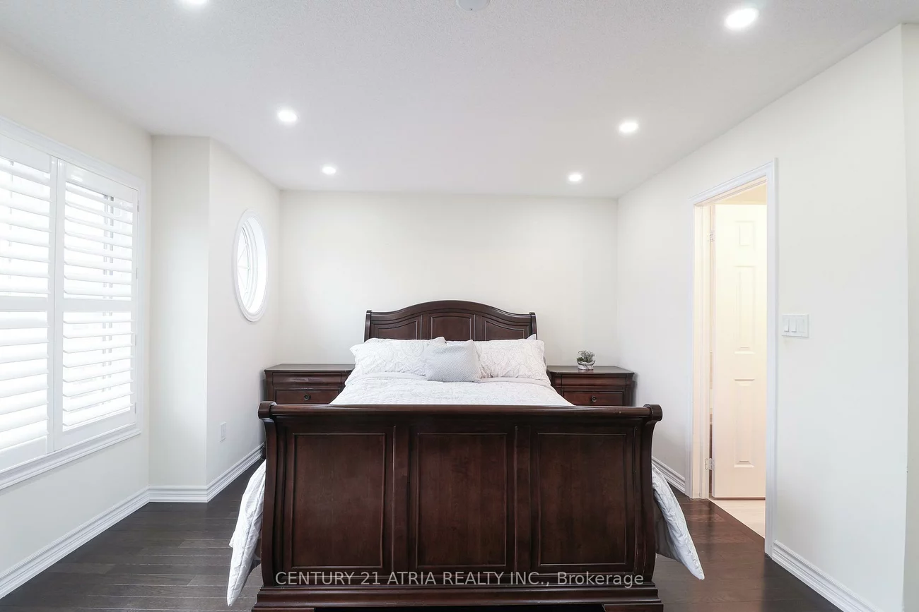134, Dundonnell, Vellore Village, Vaughan