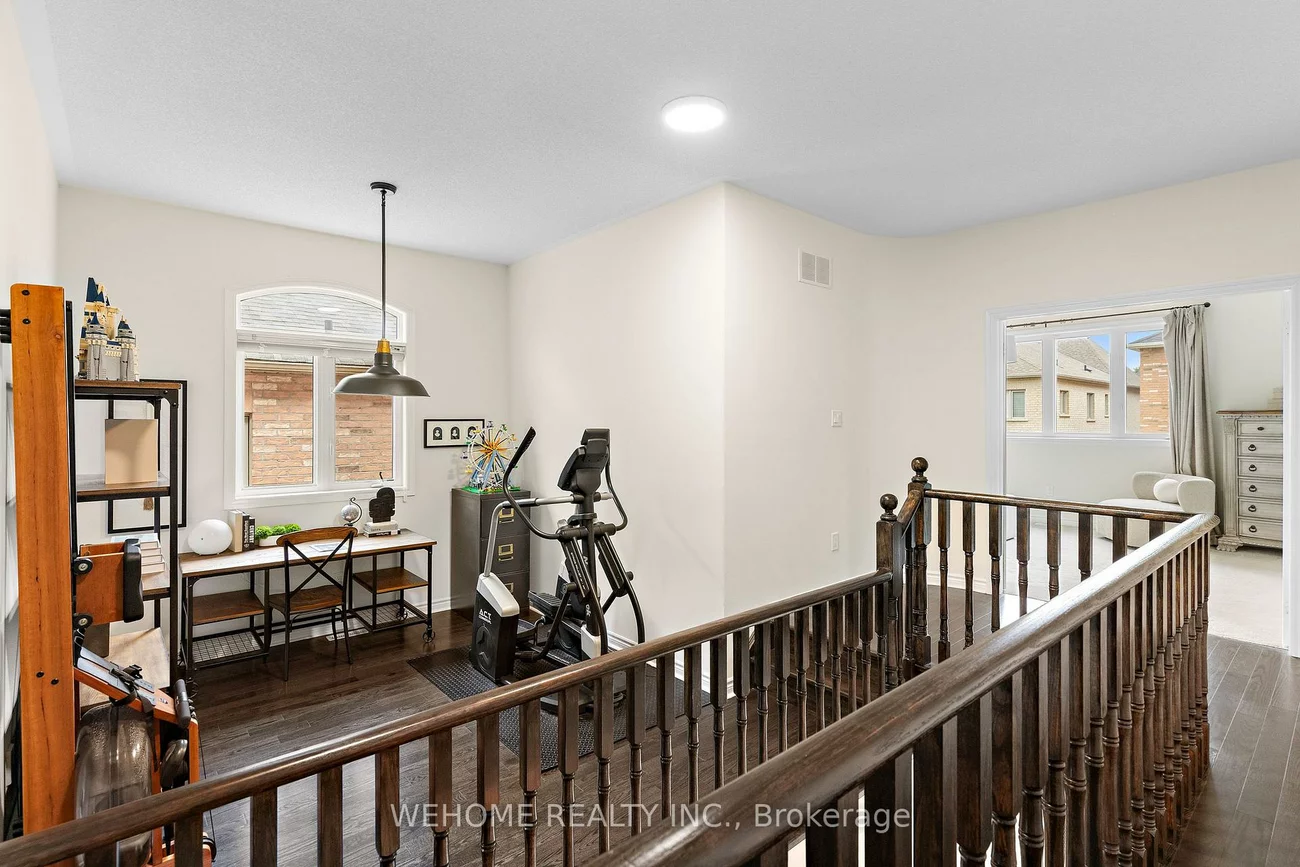 20, Gallant, Vellore Village, Vaughan