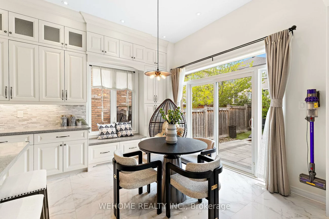 20, Gallant, Vellore Village, Vaughan