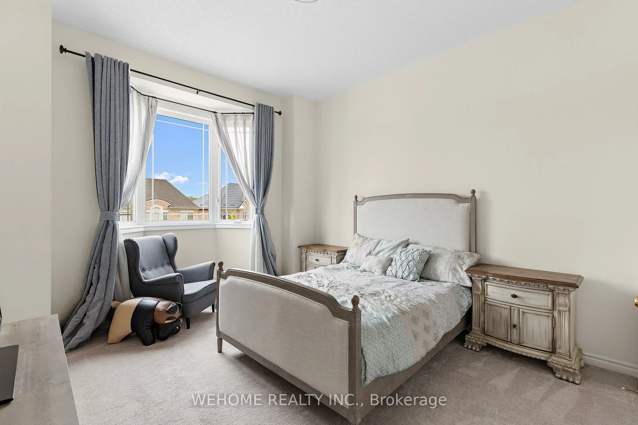 20, Gallant, Vellore Village, Vaughan