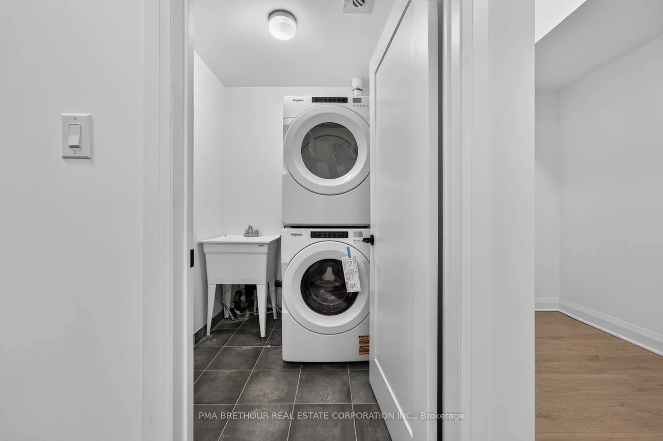 222, Atkinson, Uplands, Vaughan