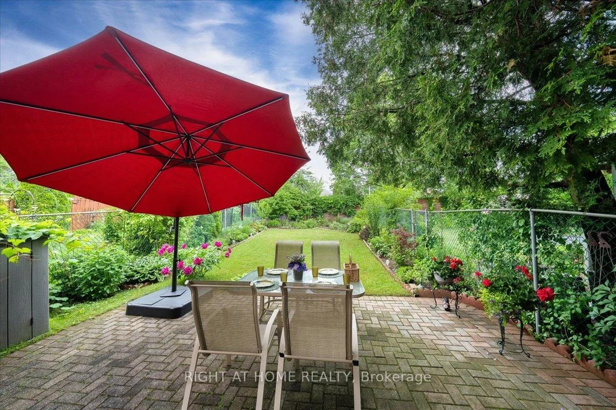 72, Rejane, Crestwood-Springfarm-Yorkhill, Vaughan
