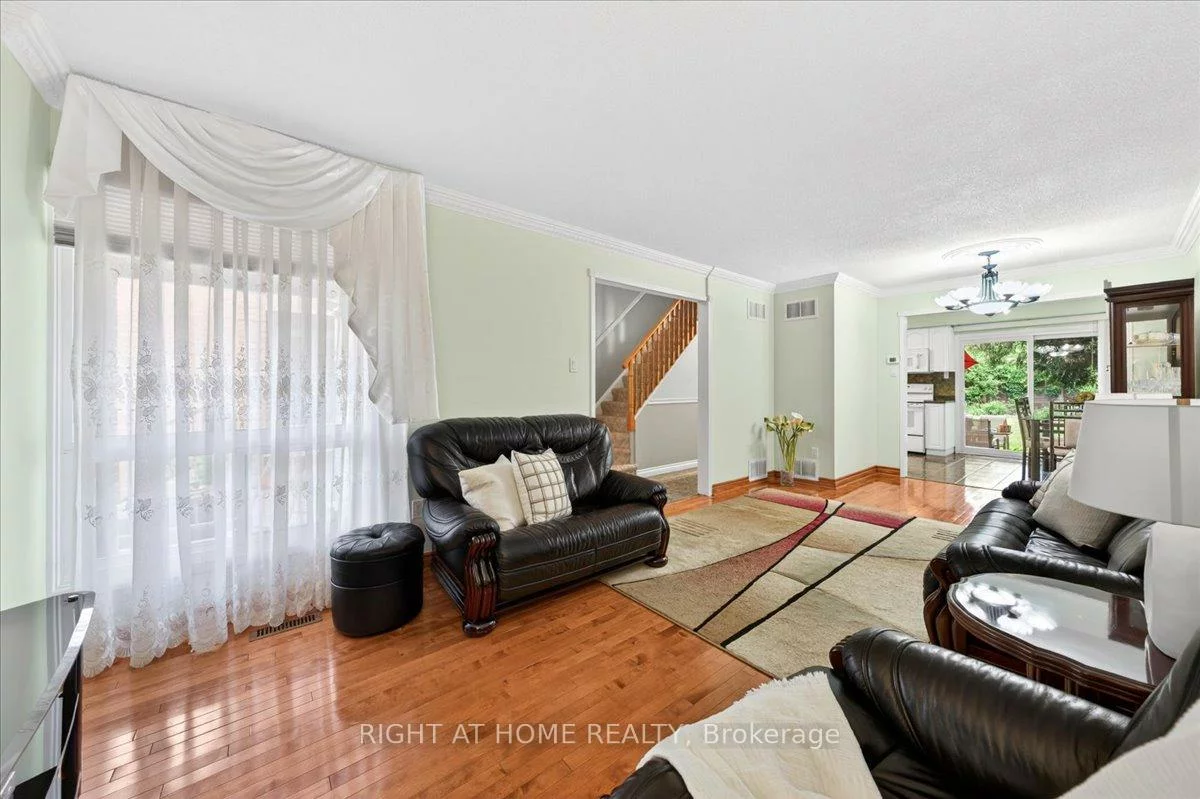 72, Rejane, Crestwood-Springfarm-Yorkhill, Vaughan