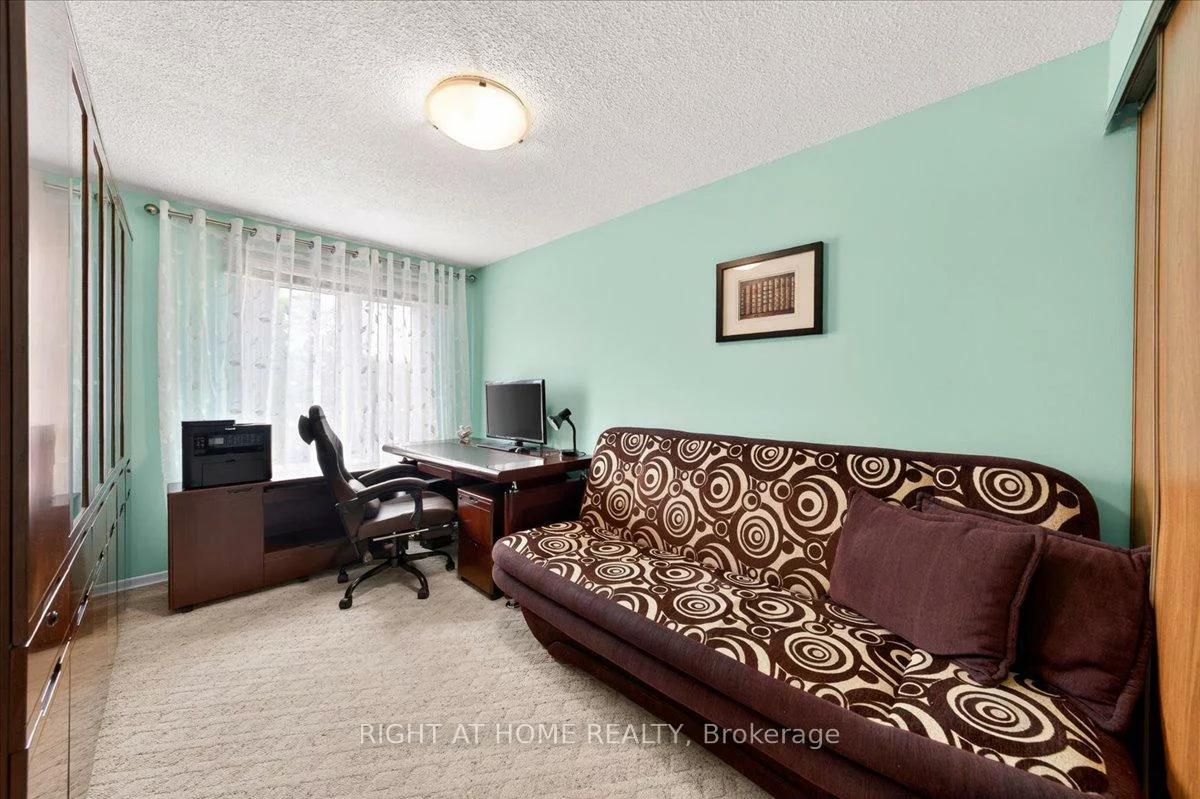 72, Rejane, Crestwood-Springfarm-Yorkhill, Vaughan
