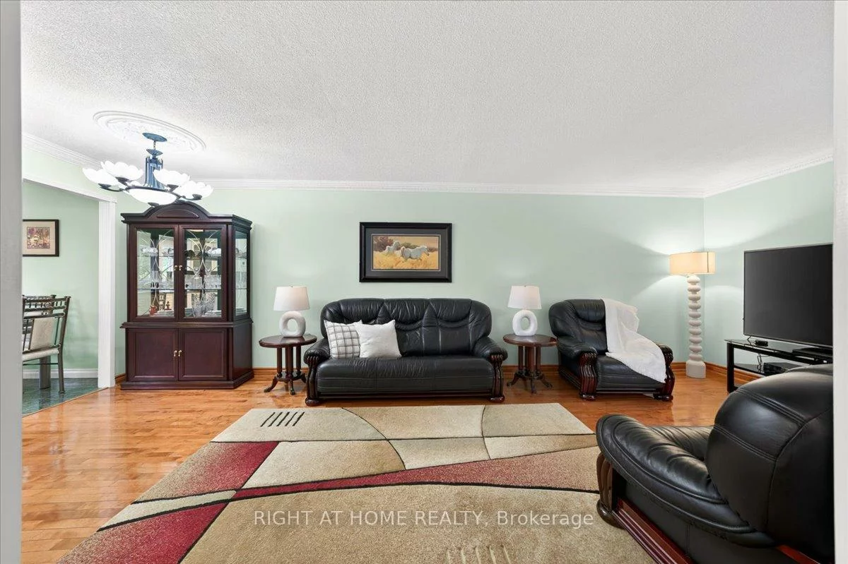 72, Rejane, Crestwood-Springfarm-Yorkhill, Vaughan