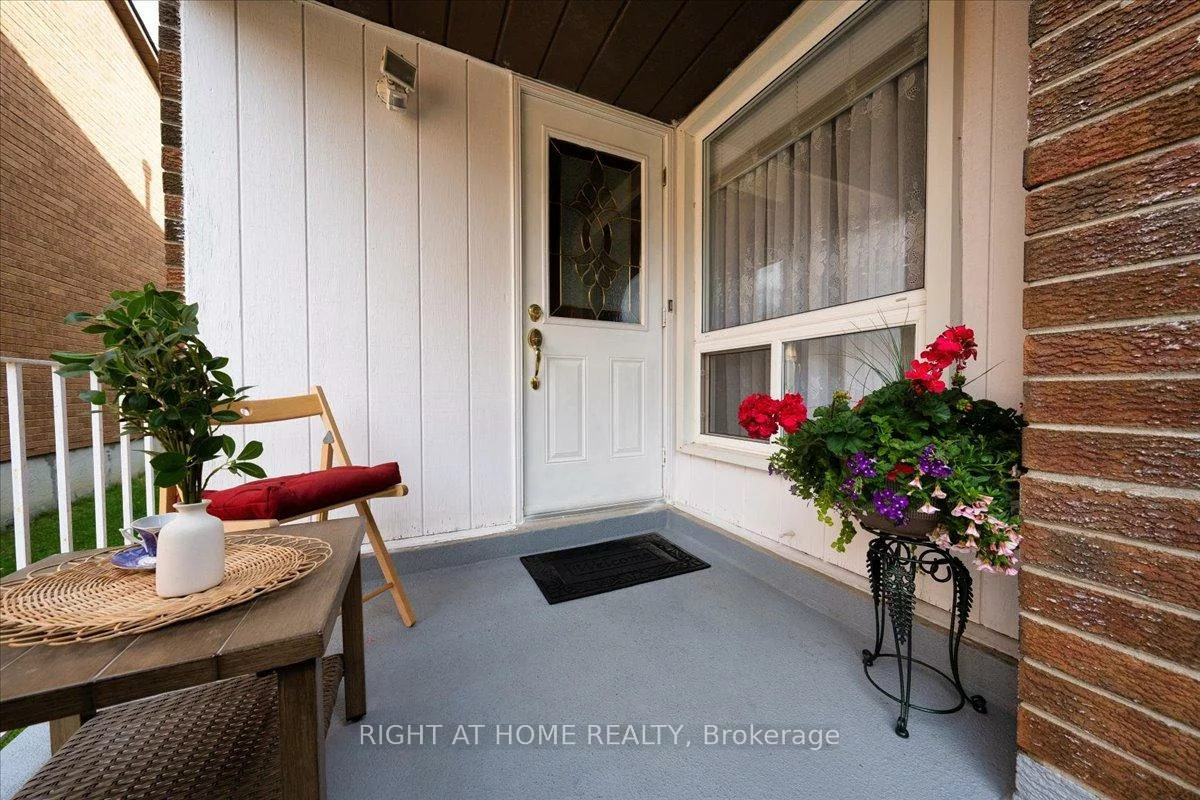 72, Rejane, Crestwood-Springfarm-Yorkhill, Vaughan