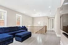12, JOHN HENRY, Kleinburg, Vaughan