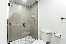 12, JOHN HENRY, Kleinburg, Vaughan