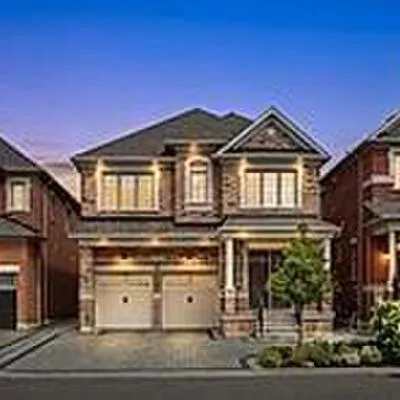 12, JOHN HENRY, Kleinburg, Vaughan