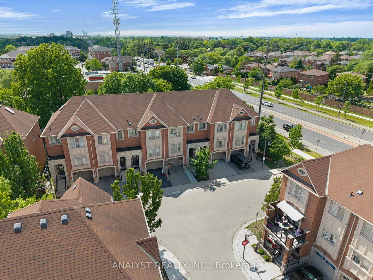 34, George Bogg, East Woodbridge, Vaughan