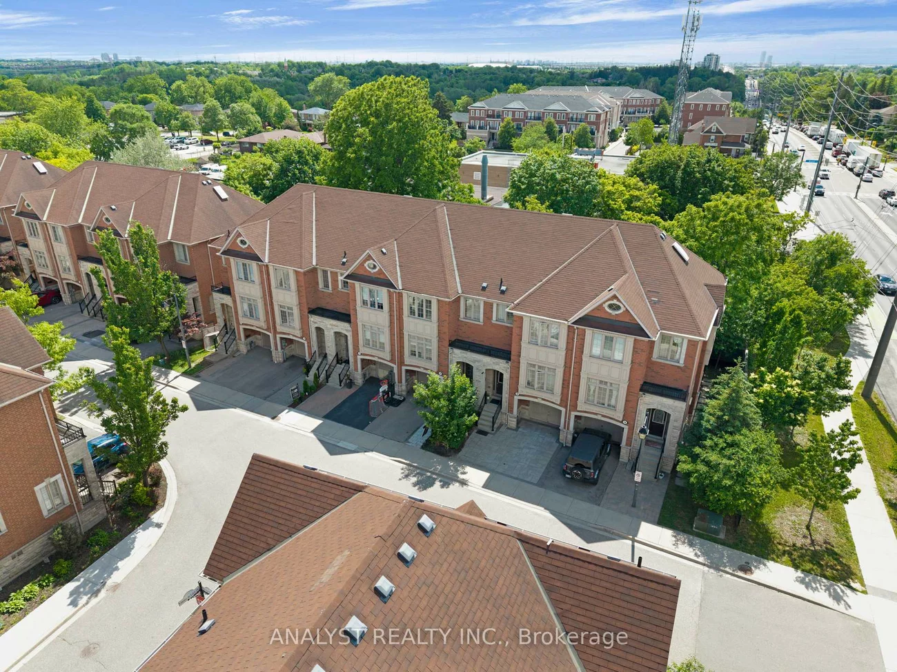 34, George Bogg, East Woodbridge, Vaughan